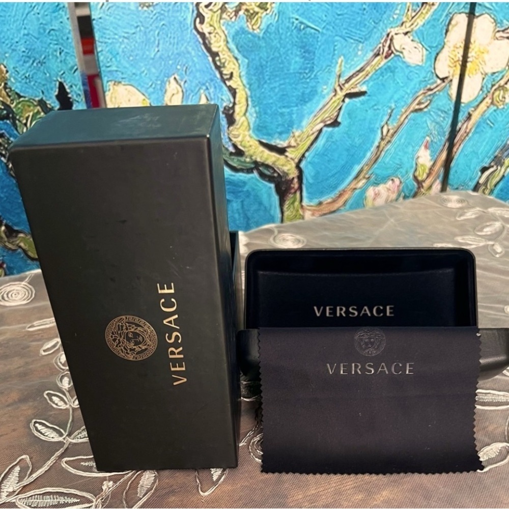 Brand New Black and Gold Eyewear Versace Box - Picture 4 of 5